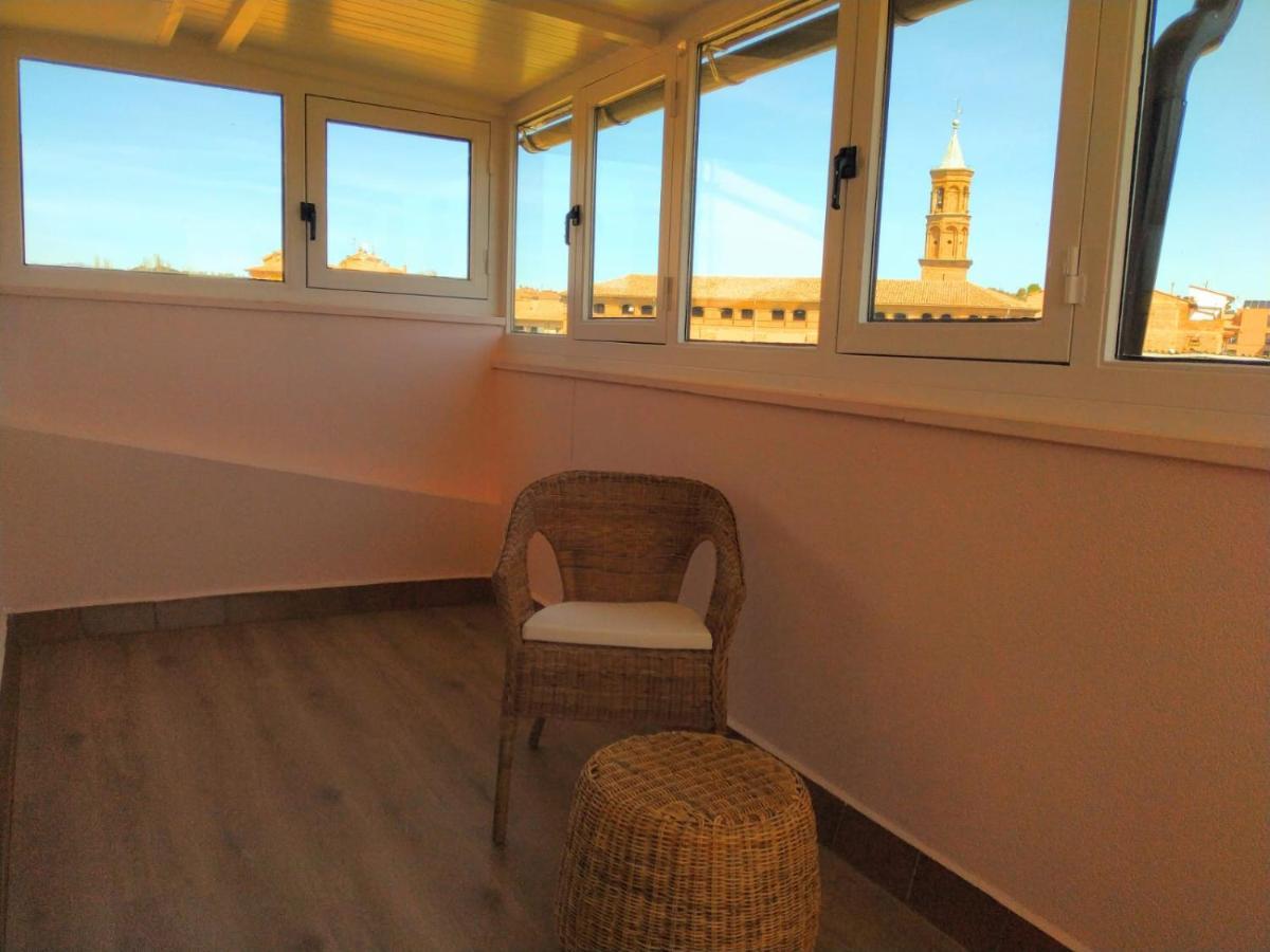 Apartamento Entrerios Барбастро Екстериор снимка